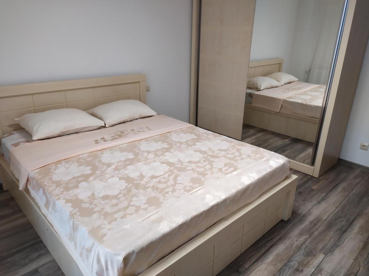 Tikas Home Апартаменты Tbilisi Bagian luar foto